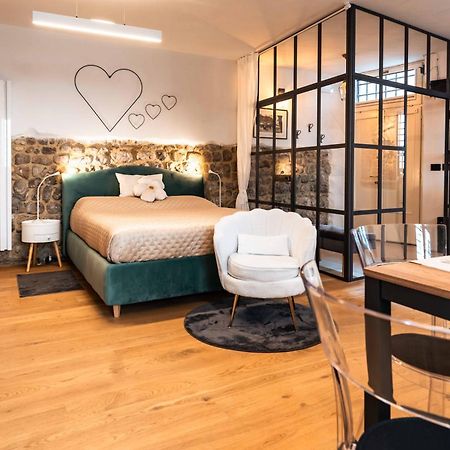 La Chicca In Pieno Centro Storico Con Sauna E Parcheggio Gratuito Udine Esterno foto